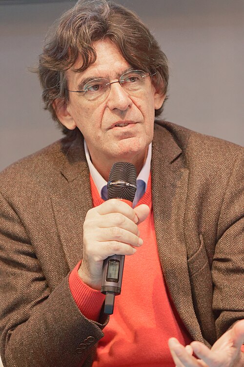 Portrait de Luc Ferry